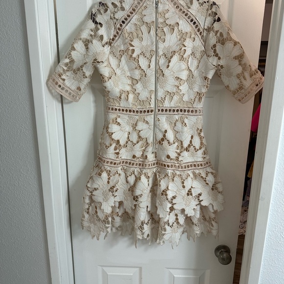 Oblivious Beauty Ivory Lace dress - Picture 4 of 4